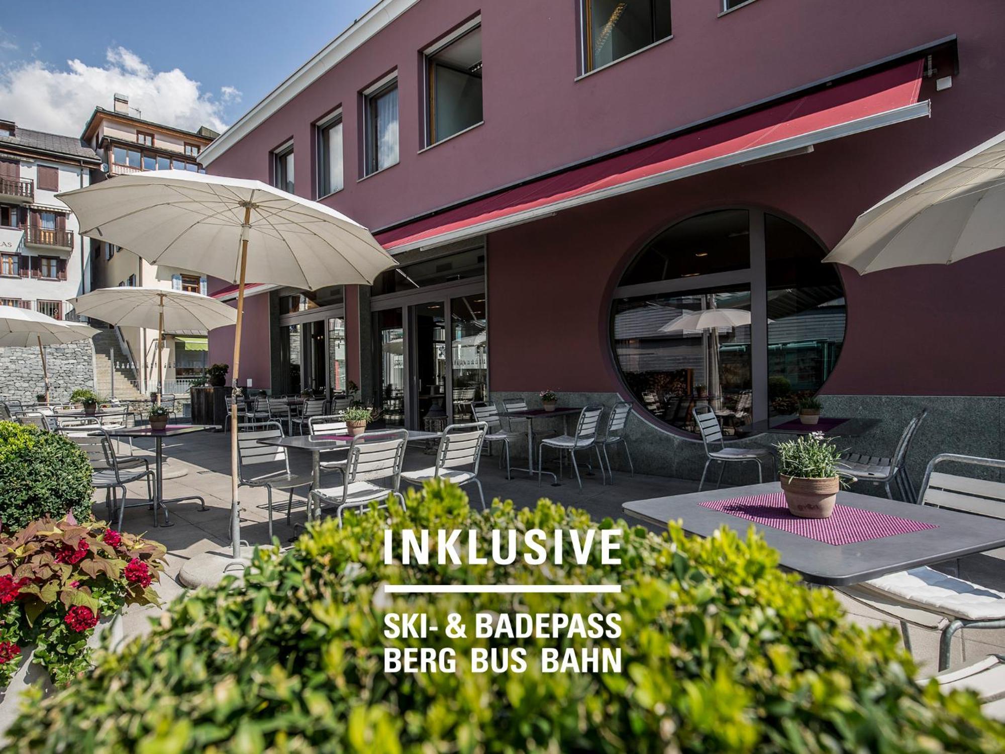 Badehotel Belvair Scuol Esterno foto