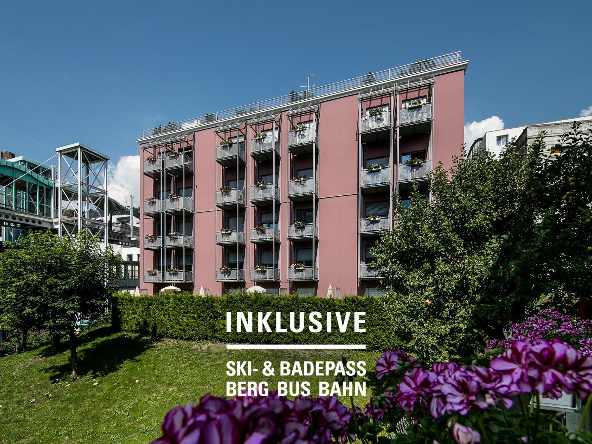 Badehotel Belvair Scuol Esterno foto