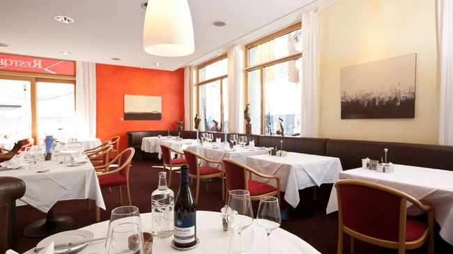 Badehotel Belvair Scuol Ristorante foto